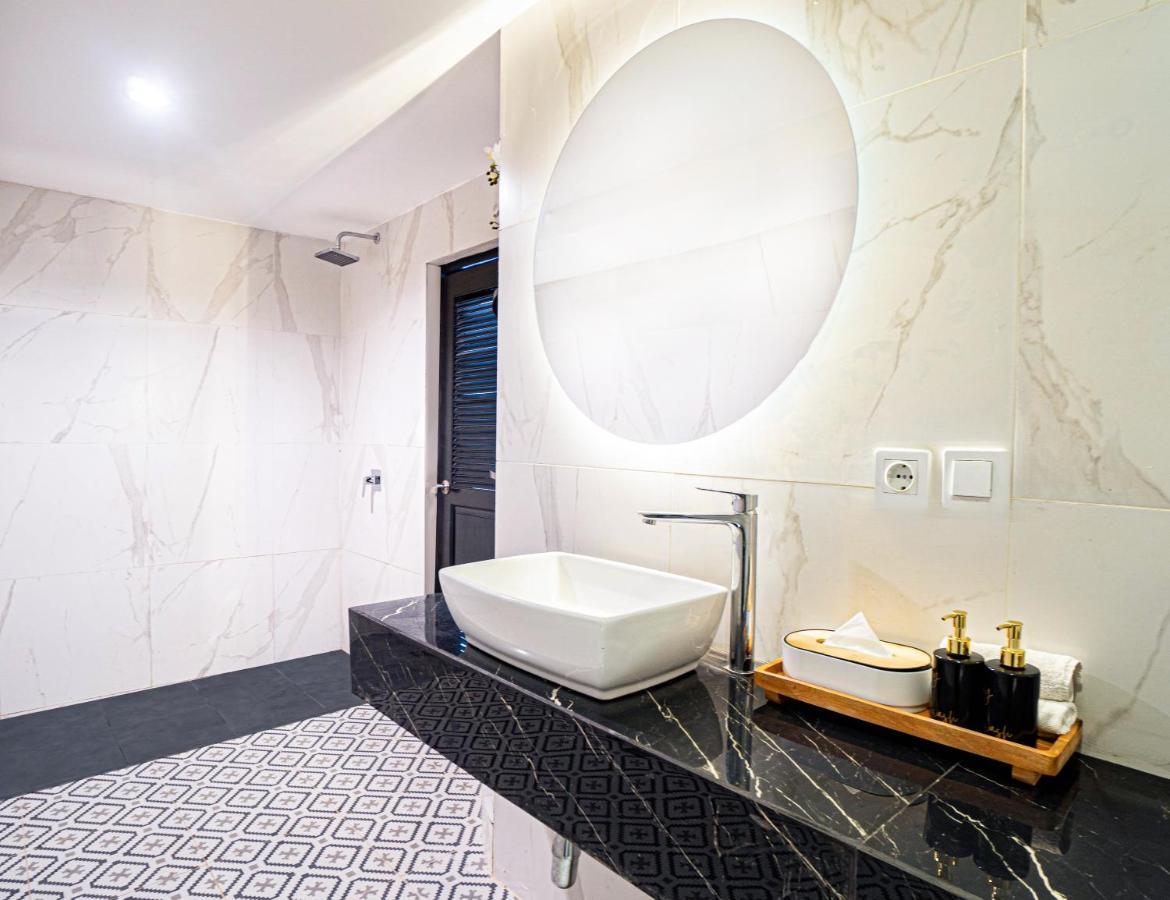 Casa Wina Kuta Hotel Kuta Lombok Buitenkant foto