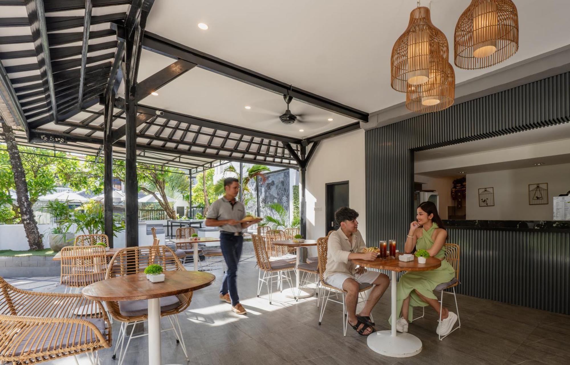 Casa Wina Kuta Hotel Kuta Lombok Buitenkant foto